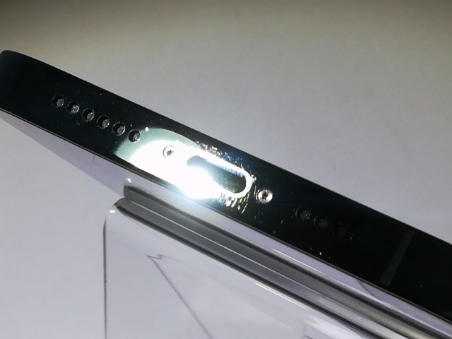 【中古】Apple docomo 【SIMロック解除済み】 iPhone 12 Pro Max 256GB パシフィックブルー MGD23J/A【神戸】保証期間１ヶ月【ランクA】