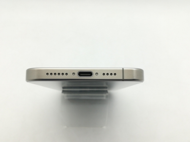【中古】Apple 国内版 【SIMフリー】 iPhone 15 Pro Max 256GB ナチュラルチタニウム MU6R3J/A【なんば】保証期間１ヶ月【ランクA】