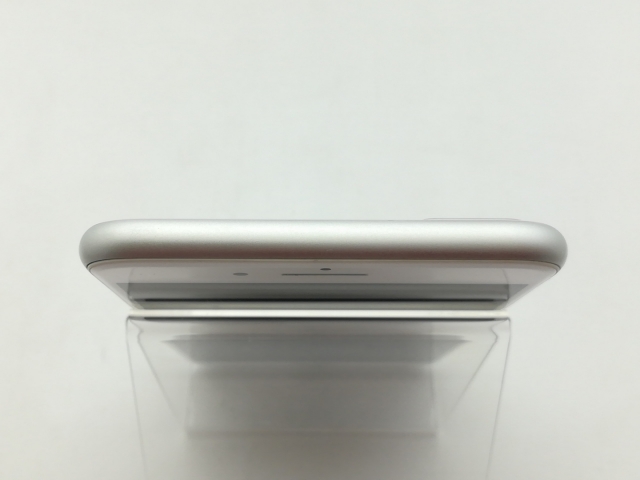 【中古】Apple au 【SIMロック解除済み】 iPhone 8 Plus 64GB シルバー MQ9L2J/A【大宮東口】保証期間１ヶ月【ランクB】_2