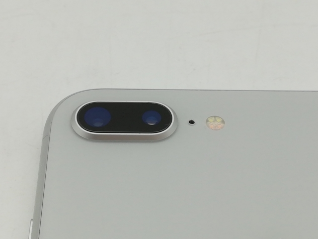 【中古】Apple au 【SIMロック解除済み】 iPhone 8 Plus 64GB シルバー MQ9L2J/A【大宮東口】保証期間１ヶ月【ランクB】_6