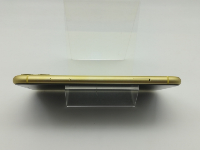 【中古】Apple 国内版 【SIMフリー】 iPhone 11 128GB イエロー MWM42J/A【神戸】保証期間１週間【ランクC】の通販は