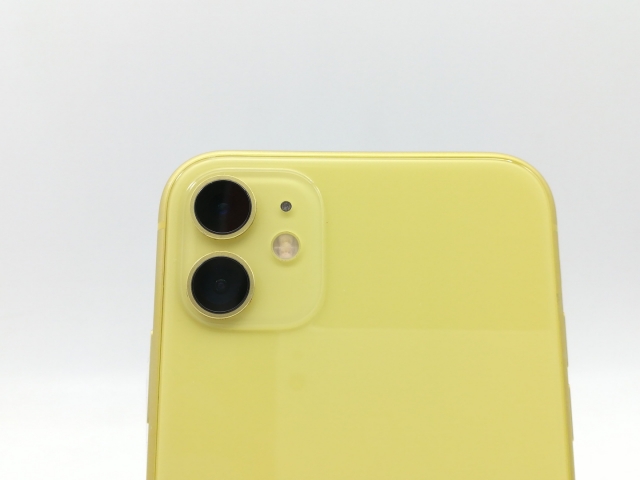 【中古】Apple 国内版 【SIMフリー】 iPhone 11 128GB イエロー MWM42J/A【神戸】保証期間１週間【ランクC】の通販は