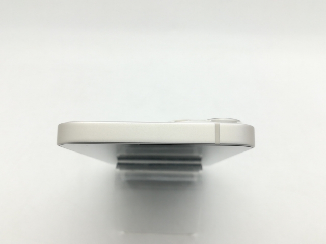 【中古】Apple SoftBank 【SIMフリー】 iPhone 13 128GB スターライト MLND3J/A【神戸】保証期間１ヶ月【ランクB】_2
