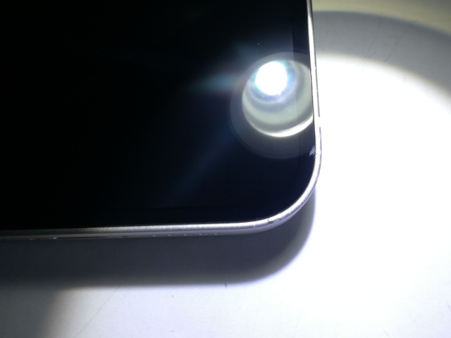 【中古】Apple SoftBank 【SIMフリー】 iPhone 13 128GB スターライト MLND3J/A【神戸】保証期間１ヶ月【ランクB】_9