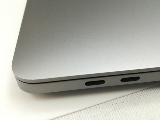 【中古】Apple MacBook Pro 16インチ Corei9:2.3GHz 1TB スペースグレイ MVVK2J/A (Late 2019)【神戸】保証期間１ヶ月【ランクA】