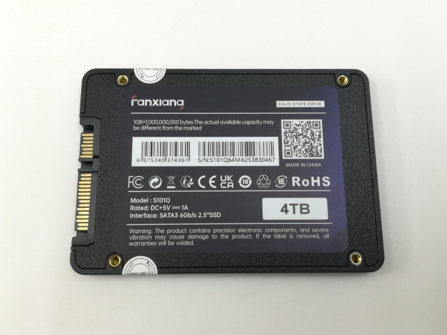 【中古】各社2.5SSD 4TB SSD SATA【神戸】保証期間１週間