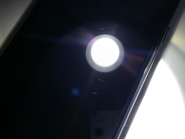 【中古】Apple 国内版 【SIMフリー】 iPhone SE（第2世代） 64GB ブラック MHGP3J/A（後期型番）【神戸】保証期間１ヶ月【ランクC】_7