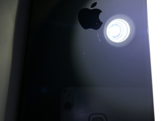 【中古】Apple 国内版 【SIMフリー】 iPhone SE（第2世代） 64GB ブラック MHGP3J/A（後期型番）【神戸】保証期間１ヶ月【ランクC】_8