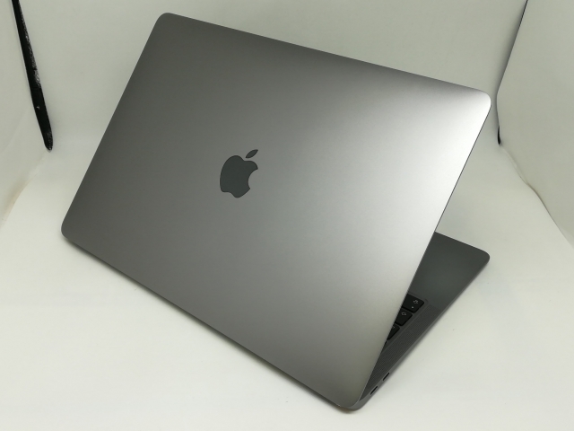 【中古】Apple MacBook Air 13インチ CTO (Early 2020) スペースグレイ Core i5(1.1G)/16G/256G/Iris Plus【日本橋3】保証期間１ヶ月【ランクC】_1