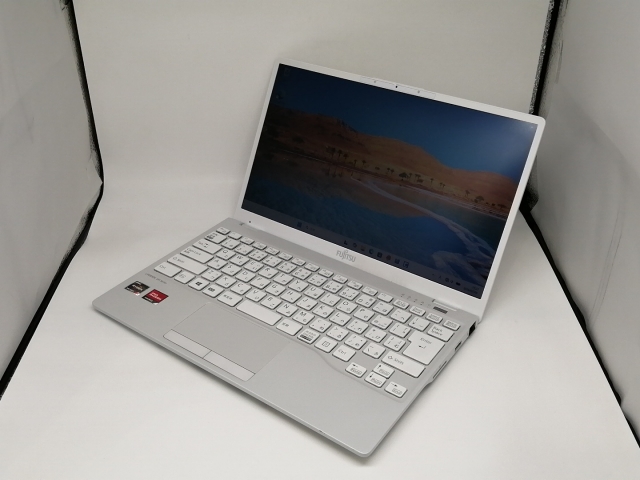 【中古】Fujitsu LIFEBOOK UH UH75/F3 FMVU75F3W シルバーホワイト【R7-5700U 8G 256G(SSD) WiFi 13.3LCD】【日本橋3】保証期間１ヶ月【ランクB】 50,988円
