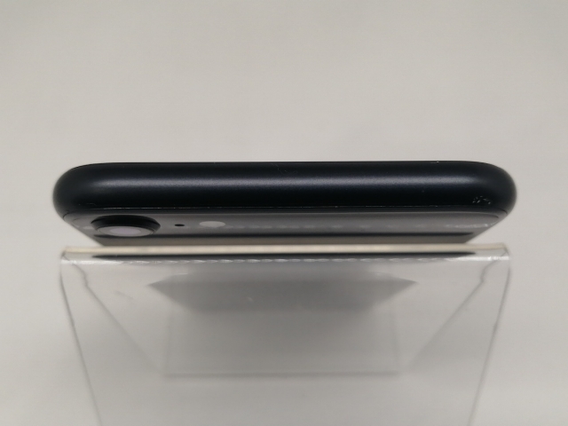 【中古】Apple docomo 【SIMロック解除済み】 iPhone SE（第2世代） 128GB ブラック MHGT3J/A（後期型番）【日本橋3】保証期間１ヶ月【ランクC】