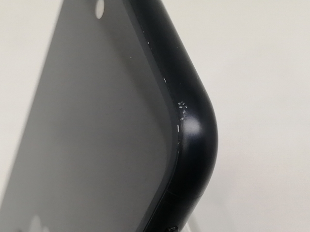 【中古】Apple docomo 【SIMロック解除済み】 iPhone SE（第2世代） 128GB ブラック MHGT3J/A（後期型番）【日本橋3】保証期間１ヶ月【ランクC】