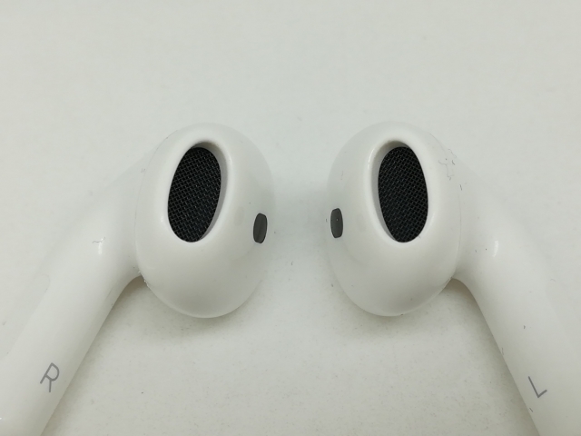 Apple AirPods 4 アクティブノイズキャンセリング 【公式通販】