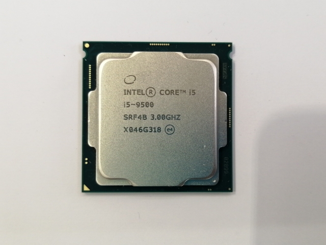 【中古】Intel Core i5-9500 (3GHz/TB:4.4GHz/SRF4B/U0) bulk LGA1151/6C/6T/L3 9M/UHD630/TDP65W【日本橋3】保証期間１週間