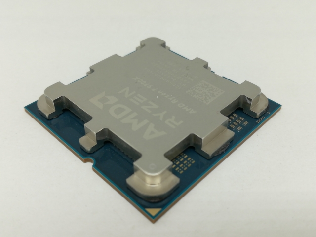中古】AMD Ryzen 7 9700X (3.8GHz/TC:5.5GHz) bulk AM5/8C/16T