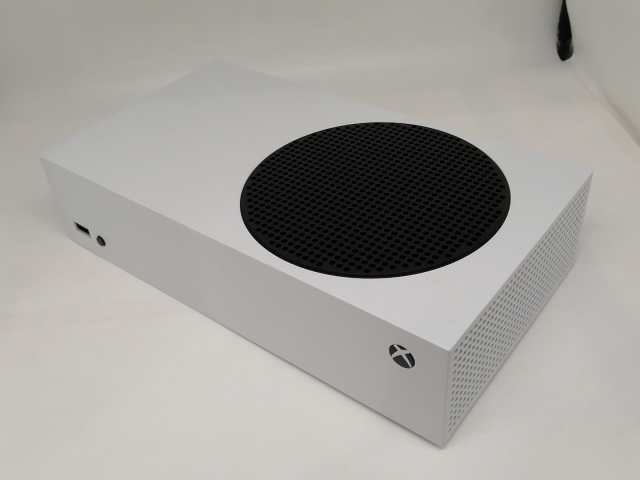 【中古】Microsoft Xbox Series S【日本橋3】保証期間１ヶ月【ランクB】