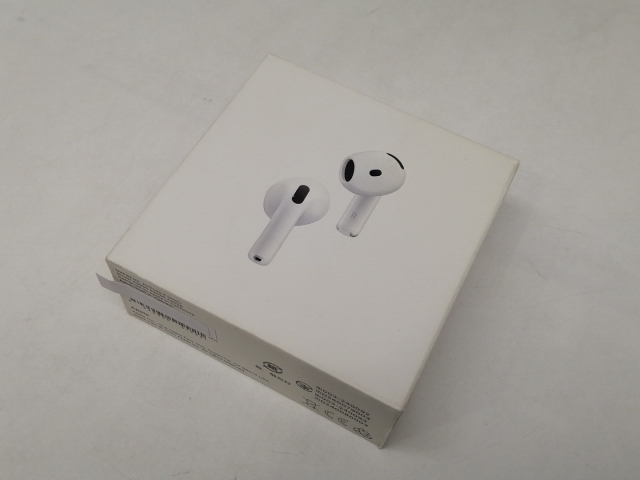 未使用】Apple AirPods 4 アクティブノイズキャンセリング搭載モデル