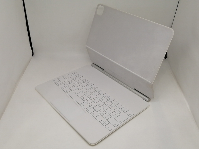 【中古】Apple Magic Keyboard 日本語（JIS） ホワイト iPad Pro 12.9インチ（第3/第4/第5/第6世代）用 MJQL3J/A【日本橋3】保証期間１週間