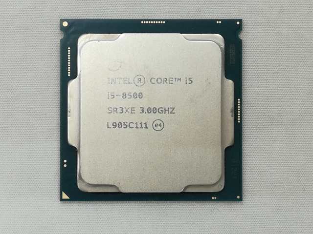 【中古】Intel Core i5-8500 (3GHz/TB:4.1GHz) bulk LGA1151/6C/6T/L3 9M/UHD630/TDP65W【日本橋3】保証期間１週間の通販は