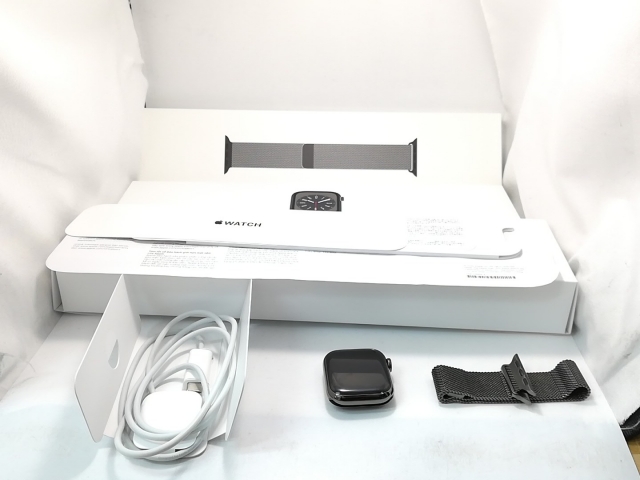 【中古】Apple Apple Watch Series8 41mm Cellular グラファイトステンレススチールケース/グラファイトミラネーゼループ MNJM3J/A【戸塚】保証期間１ヶ月【ランクB】_9
