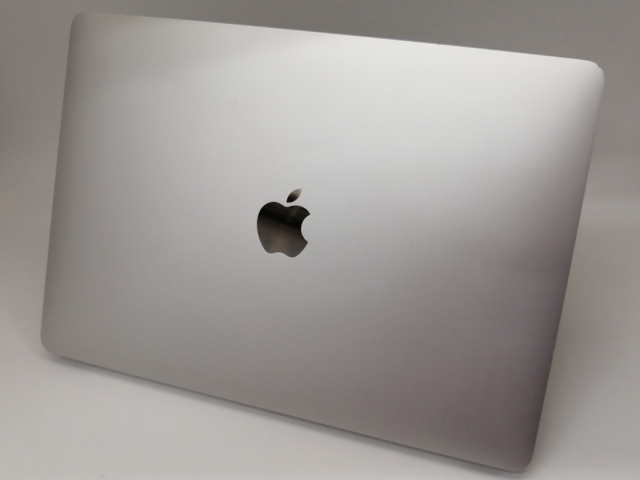 【中古】Apple MacBook Air 13インチ 256GB シルバー MWTK2J/A (Early 2020)【戸塚】保証期間１ヶ月【ランクC】_1