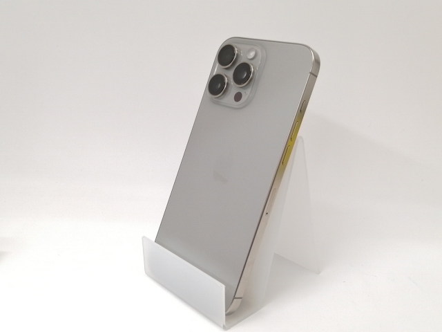 【中古】Apple docomo 【SIMフリー】 iPhone 16 Pro Max 256GB ナチュラルチタニウム MYWK3J/A【戸塚】保証期間１ヶ月【ランクA】