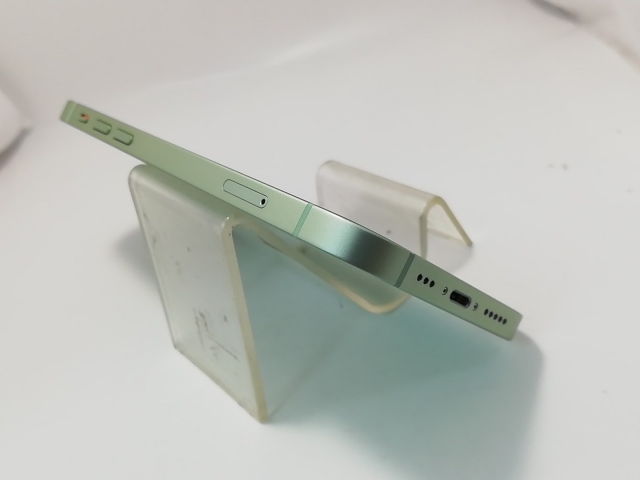 中古】Apple au 【SIMロック解除済み】 iPhone 12 64GB グリーン