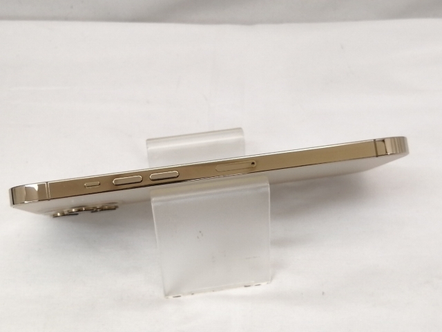 【中古】Apple au 【SIMロック解除済み】 iPhone 12 Pro Max 128GB ゴールド MGCW3J/A【神保町】保証期間１ヶ月【ランクB】_3