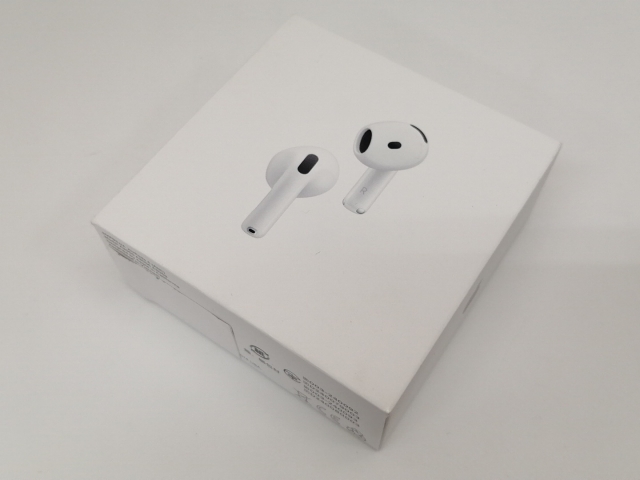 未使用】Apple AirPods 4 アクティブノイズキャンセリング搭載モデル