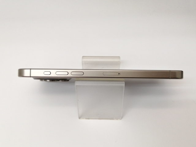 【中古】Apple 国内版 【SIMフリー】 iPhone 15 Pro Max 256GB ナチュラルチタニウム MU6R3J/A【戸塚】保証期間１ヶ月【ランクA】