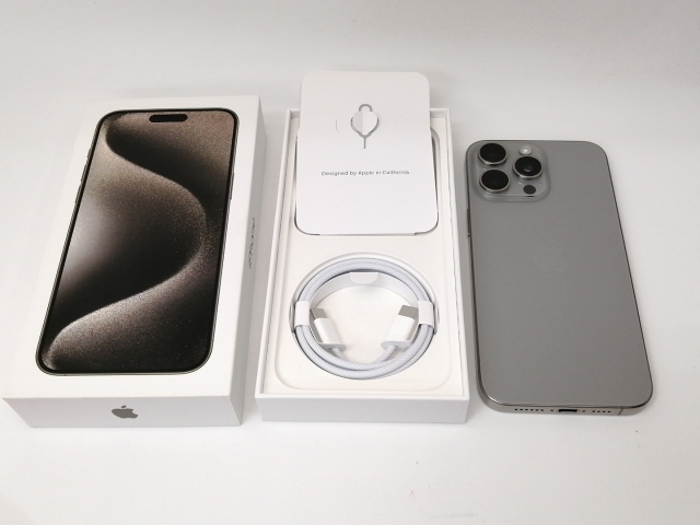 【中古】Apple 国内版 【SIMフリー】 iPhone 15 Pro Max 256GB ナチュラルチタニウム MU6R3J/A【戸塚】保証期間１ヶ月【ランクA】