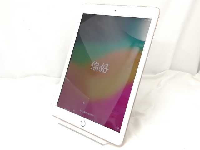Apple iPad 第6世代 MRJP2J/A 128GB Wi-Fiモデル 9.7インチ ゴールド