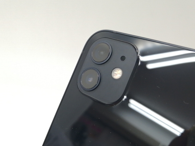【中古】Apple au 【SIMロック解除済み】 iPhone 12 64GB ブラック MGHN3J/A【戸塚】保証期間１ヶ月【ランクB】_6