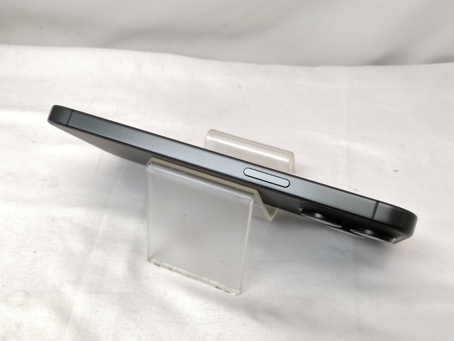 【中古】Apple 国内版 【SIMフリー】 iPhone 15 Pro Max 256GB ブラックチタニウム MU6P3J/A【戸塚】保証期間１ヶ月【ランクA】