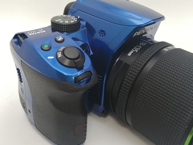 中古】RICOH PENTAX K-30 18-135WRキット クリスタルブルー【新宿2