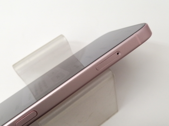 【中古】Apple docomo 【SIMフリー】 iPhone 15 256GB ピンク MTMP3J/A【秋葉4号】保証期間１ヶ月【ランクB】_8