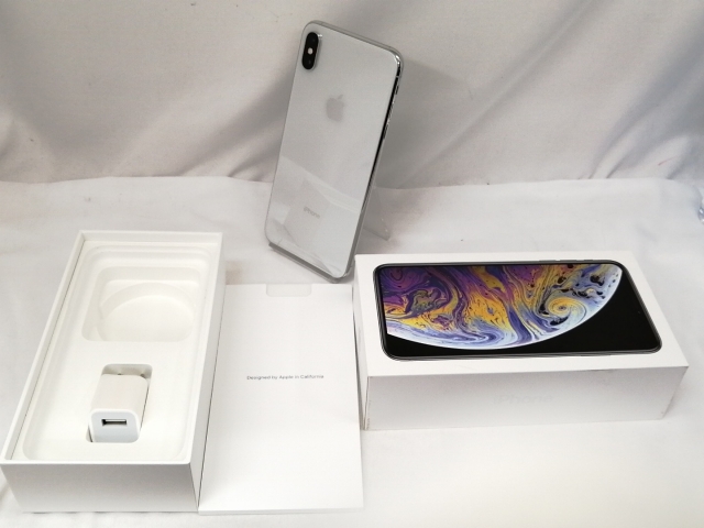 iPhone Xs Max Silver 256 GB Softbank