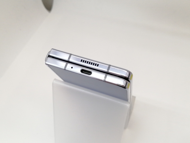 【中古】SAMSUNG docomo 【SIMフリー】 Galaxy Z Fold5 アイシーブルー 12GB 256GB SC-55D【戸塚】保証期間１ヶ月【ランクA】_2