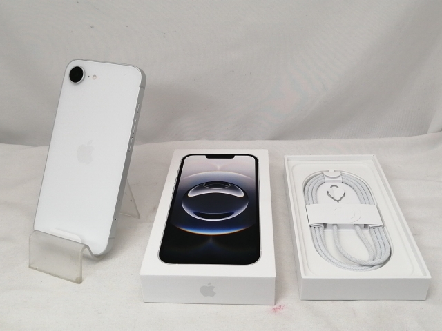 未使用】Apple 国内版 【SIMフリー】 iPhone 16e 128GB ホワイト