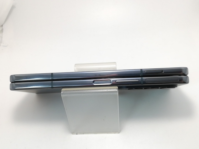 【中古】SAMSUNG au 【SIMフリー】 Galaxy Z Fold4 12GB 256GB SCG16 グレイグリーン【戸塚】保証期間１ヶ月【ランクB】_3