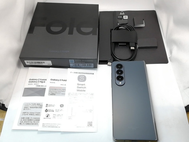 【中古】SAMSUNG au 【SIMフリー】 Galaxy Z Fold4 12GB 256GB SCG16 グレイグリーン【戸塚】保証期間１ヶ月【ランクB】_8