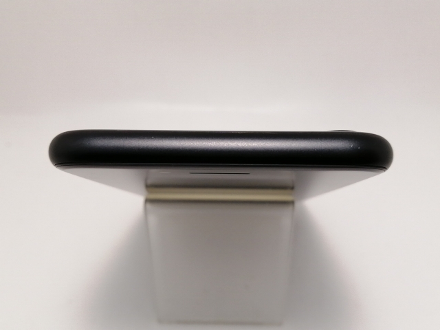 【中古】Apple au 【SIMロック解除済み】 iPhone SE（第2世代） 64GB ブラック MHGP3J/A（後期型番）【戸塚】保証期間１ヶ月【ランクC】_2