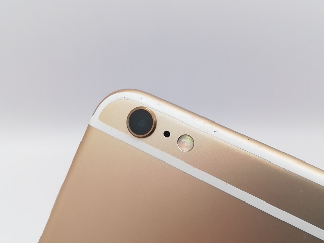 【中古】Apple docomo 【SIMロック解除済み】 iPhone 6s Plus 64GB ゴールド MKU82J/A【戸塚】保証期間１ヶ月【ランクB】_6
