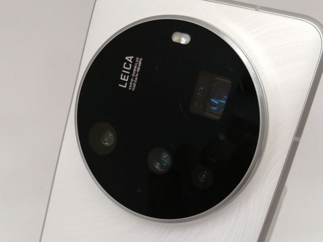 【中古】Xiaomi 国内版【SIMフリー】 Xiaomi 15 Ultra (フォトグラフィーキット付き) ホワイト 16GB 512GB【戸塚】保証期間１ヶ月【ランクA】_6