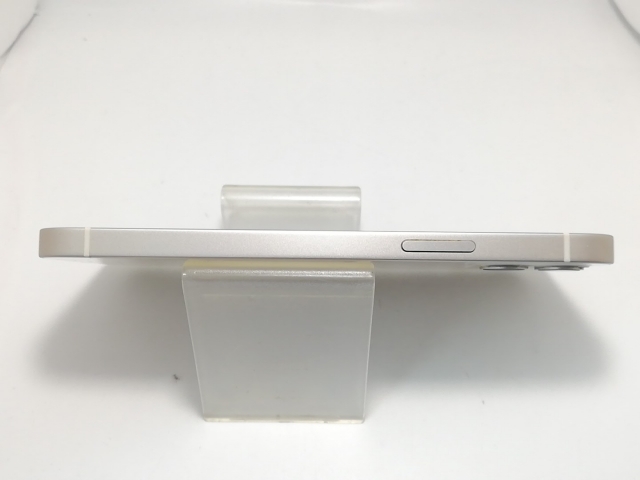 中古】Apple docomo 【SIMロック解除済み】 iPhone 12 128GB 中古】Apple docomo 【SIMロック解除済み】 iPhone 12 128GB