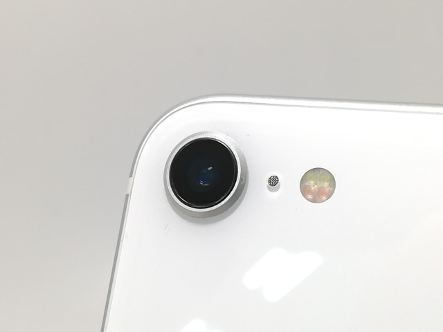 中古)Apple iPhone SE 第2世代 64GB ホワイト MHGQ3J⁄A SIMフリー