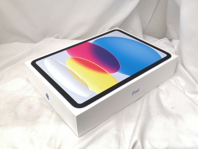 未使用】Apple 【Wi-Fi】 iPad（A16/2025） 128GB ブルー MD4A4J/A