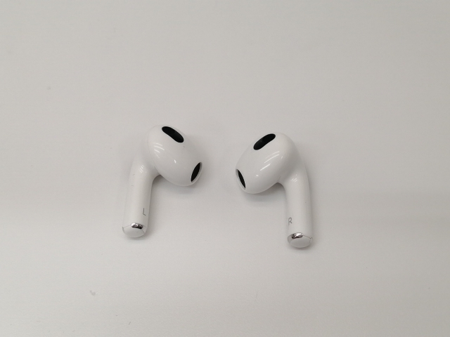 中古】Apple AirPods（第3世代） MagSafe充電ケース MME73J/A【戸塚 