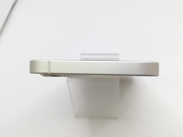 【中古】Apple au 【SIMロック解除済み】 iPhone 12 128GB ホワイト MGHV3J/A【戸塚】保証期間１ヶ月【ランクB】_5
