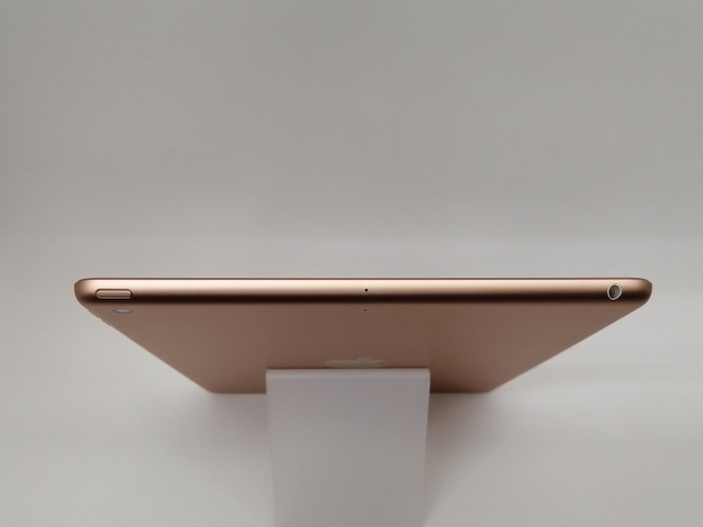【中古】Apple 【Wi-Fi】 iPad（第8世代/2020） 32GB ゴールド MYLC2J/A【戸塚】保証期間１ヶ月【ランクA】_2